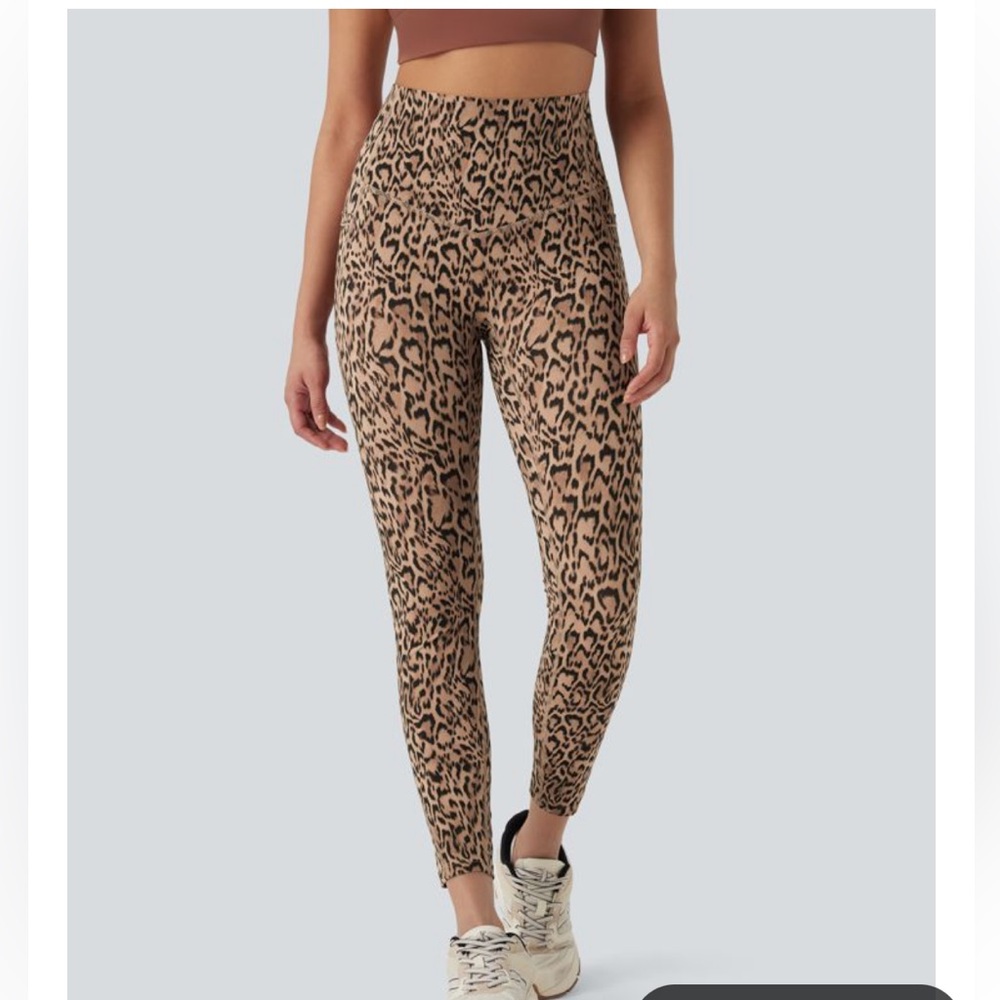 Halara UltraSculpt Leopard Print High Waisted Tummy Control Leggings